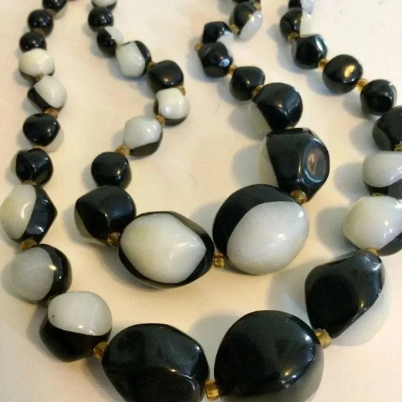 Vintage Womens Black Ivory Two Tone Double Strand with Extension Beaded Necklace - Picture 3 of 9